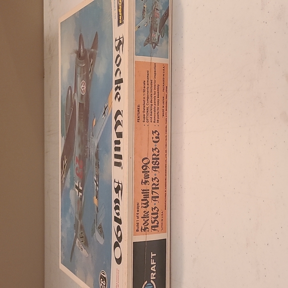 Hasegawa- Focke Wulf Fw190 German Fighter - Picture 8 of 14